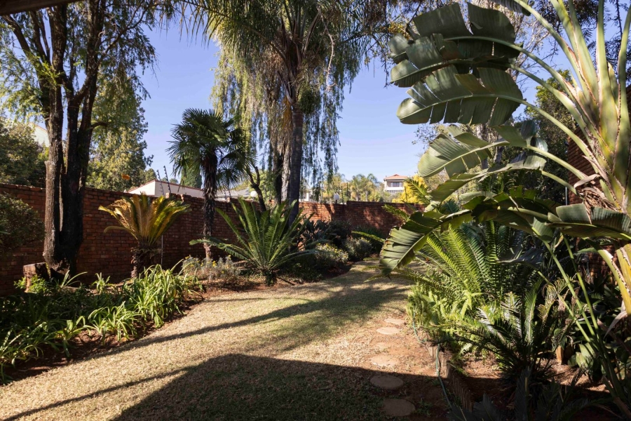 4 Bedroom Property for Sale in Ifafi North West